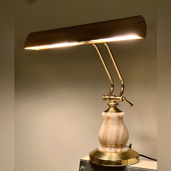 Mid Century Vtg House of Troy Solid Articulating Banker’s Piano Desk Lamp - Picture 15 of 16